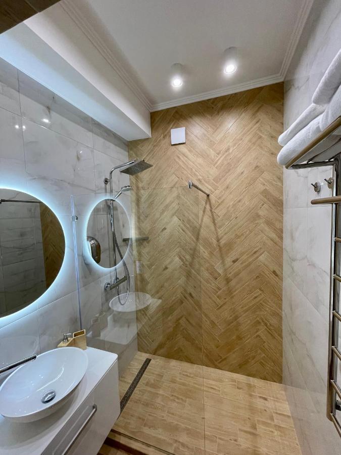 Apartment Centre Inn TTchernivtsi Extérieur photo